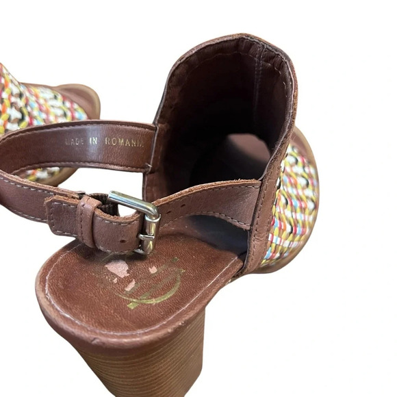 House of Harlow 1960 Teagan Multicolor Woven Leather‎ Heel - Picture 8 of 8